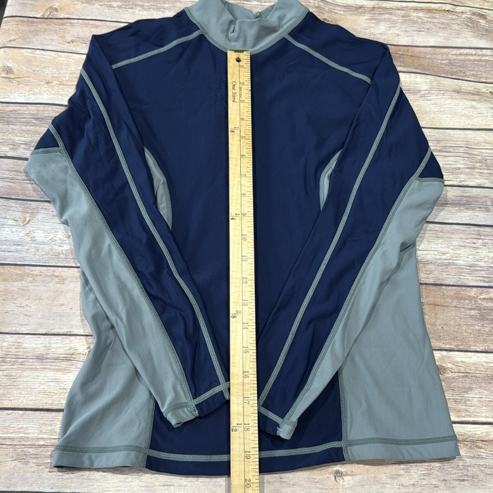 NRS Base-layer Rash Guard - Picture 6 of 9
